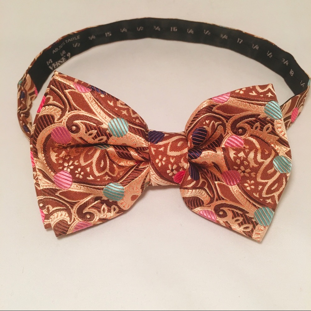 Verse 9 Men’s Adjustable Bow tie